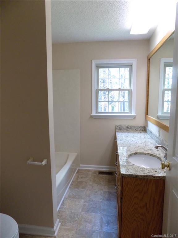 106 Quail Ridge Run Salisbury, NC 28146 - Photo 7 of 23 Gallery Image 7