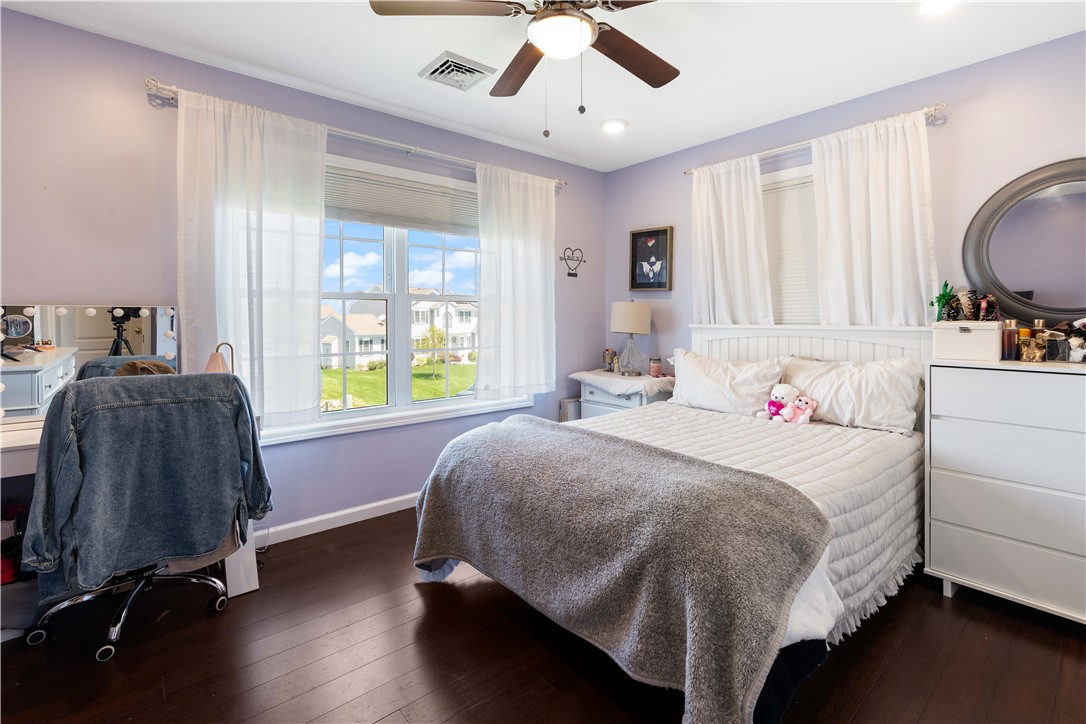 55 Sloop Drive Portsmouth, RI 02871 - Photo 21 of 30 3rd bedroom