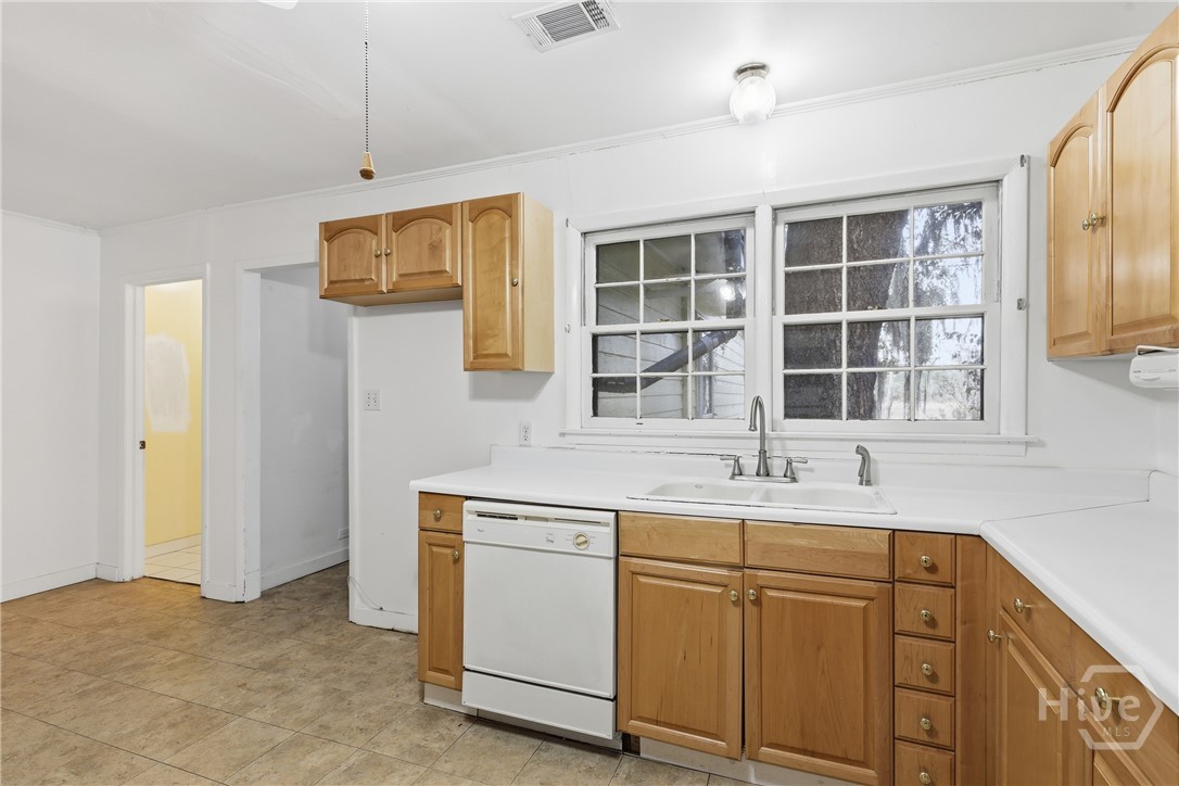 123 Salt Creek Road Savannah, GA 31405 - Photo 13 of 34