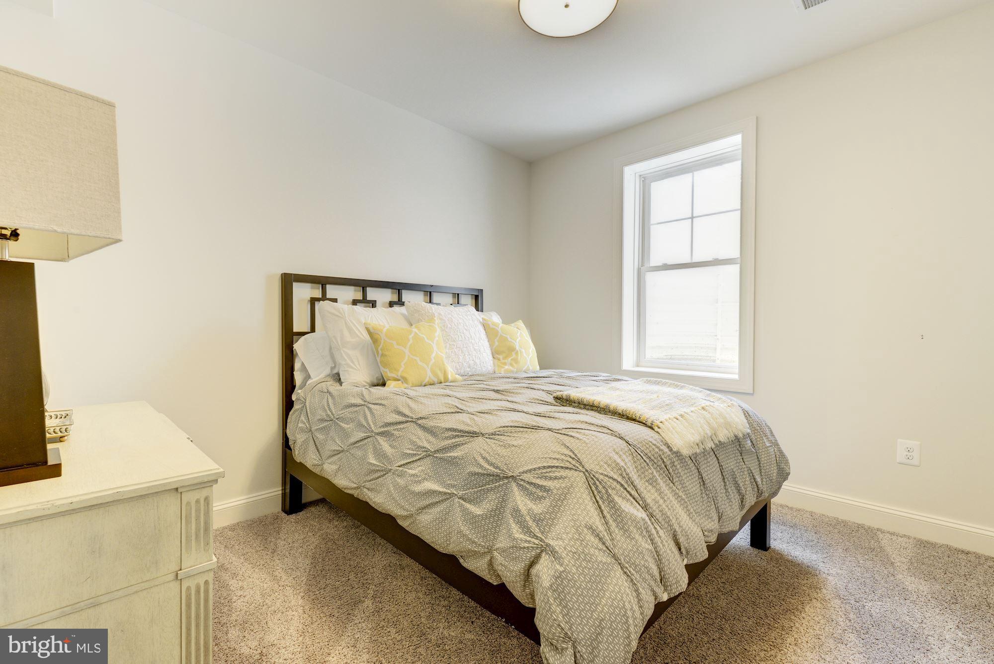 4802 Edgefield Road Bethesda, MD 20814 - Photo 27 of 32 Gallery Image 27