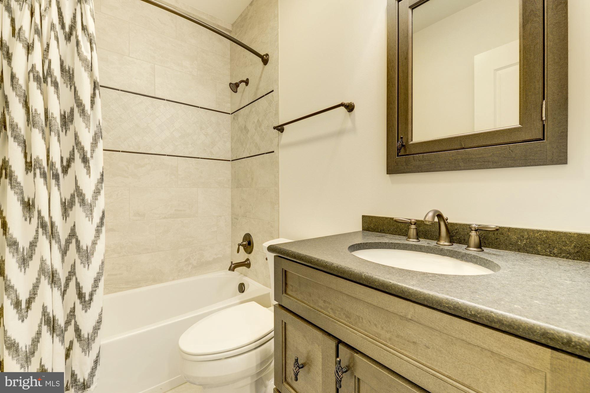 4802 Edgefield Road Bethesda, MD 20814 - Photo 28 of 32 Gallery Image 28