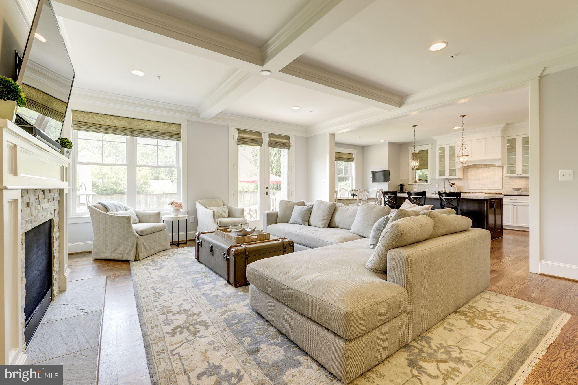 4802 Edgefield Road Bethesda, MD 20814 - Photo 6 of 32 Gallery Image 6