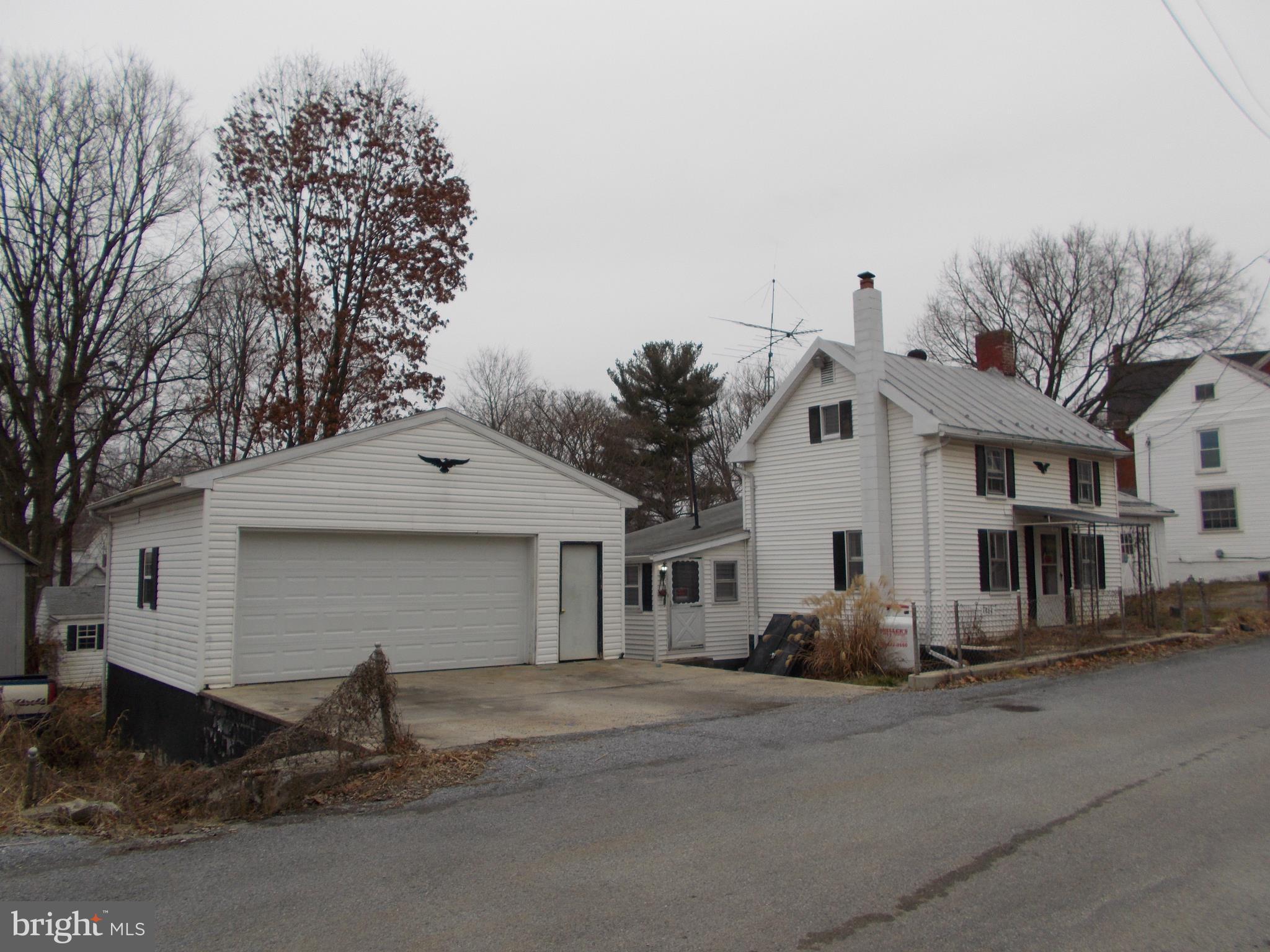 7864 Fairplay Road Fairplay, MD 21733 - Photo 1 of 20 Front Exterior