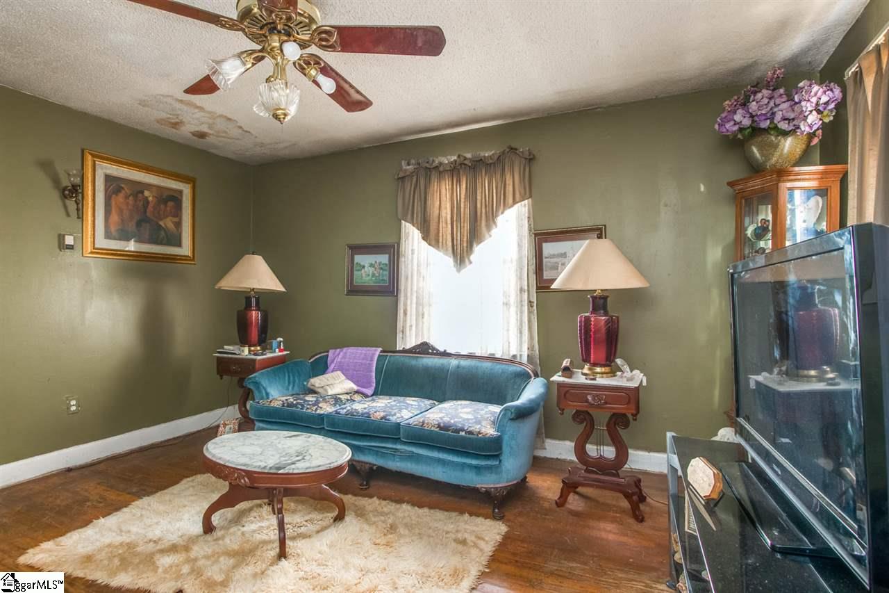 36 Baxter Street Greenville, SC 29607 - Photo 2 of 13 Gallery Image 2