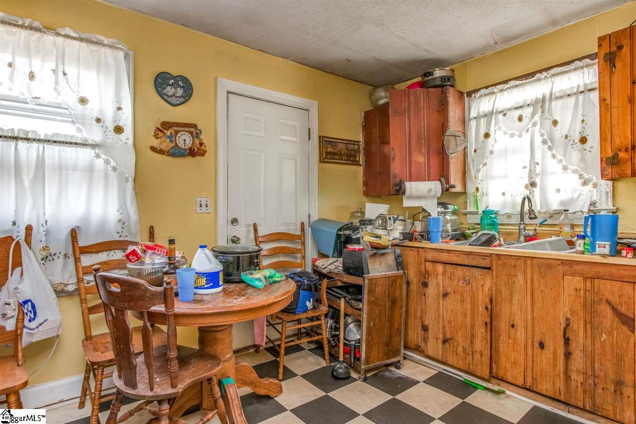 36 Baxter Street Greenville, SC 29607 - Photo 5 of 13 Gallery Image 5