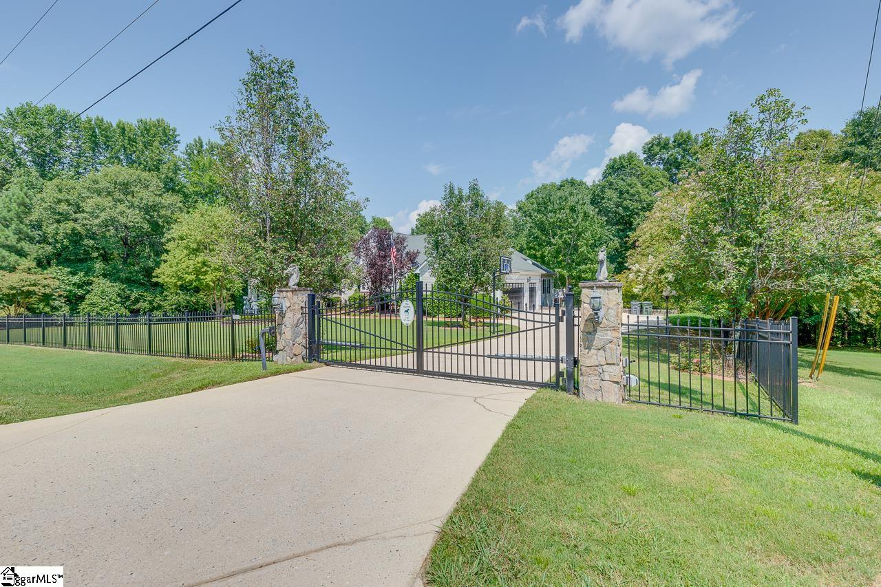240 McKinney Road Simpsonville, SC 29681 - Photo 3 of 36 Gallery Image 3