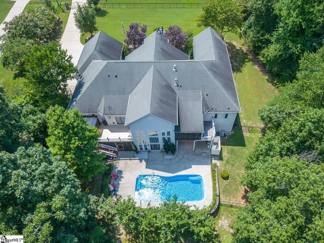 240 McKinney Road Simpsonville, SC 29681 - Photo 4 of 36 Gallery Image 4