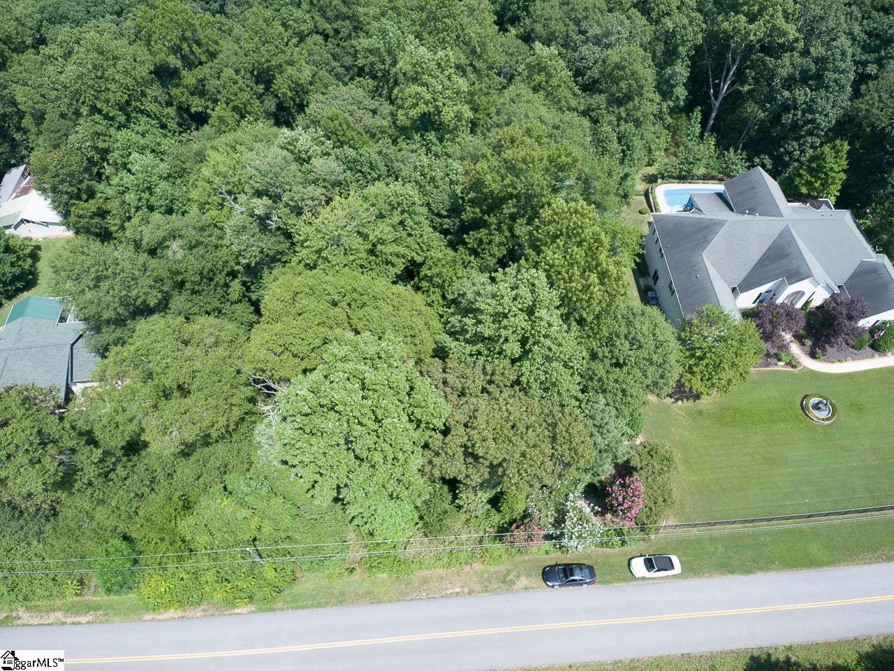 240 McKinney Road Simpsonville, SC 29681 - Photo 5 of 36 Gallery Image 5