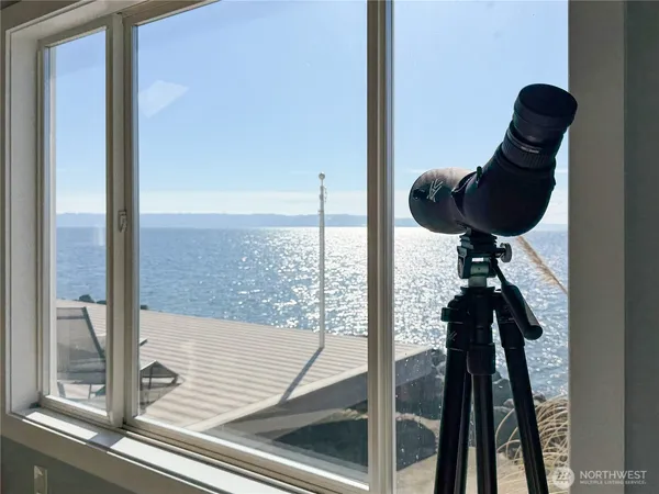 $750,000 | 26 H South Beach Drive, Everett, WA 98206