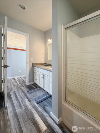 $750,000 | 26 H South Beach Drive, Everett, WA 98206