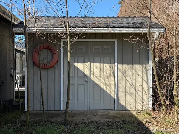 $750,000 | 26 H South Beach Drive, Everett, WA 98206