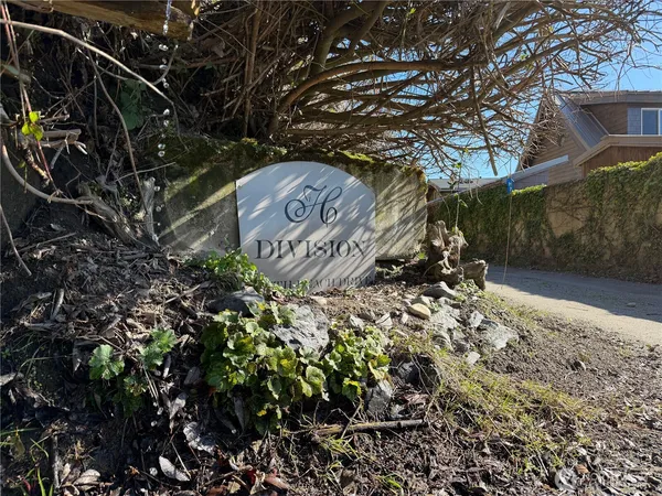 $750,000 | 26 H South Beach Drive, Everett, WA 98206