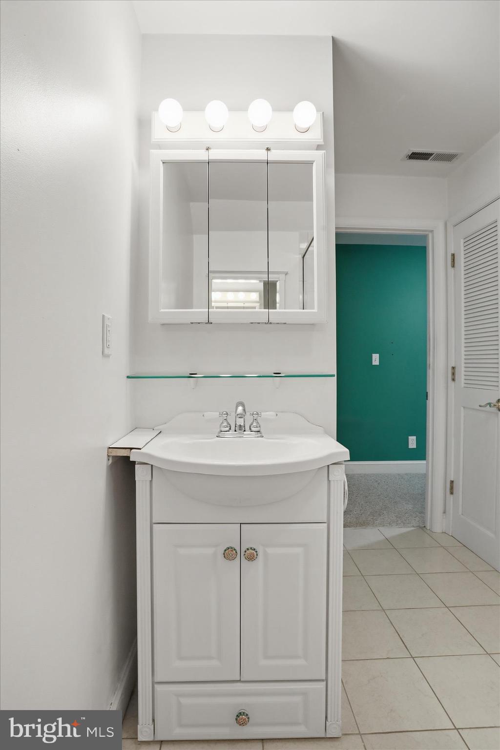 42 Hunters Trail Waynesboro, VA 22980 - Photo 38 of 52 Bathroom # 3 - Loft level