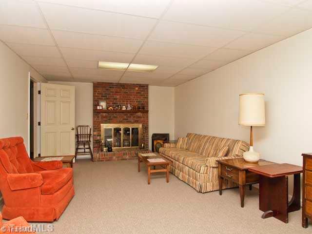 5906 Pepper Road Oak Ridge, NC 27310 - Photo 6 of 16 Game.