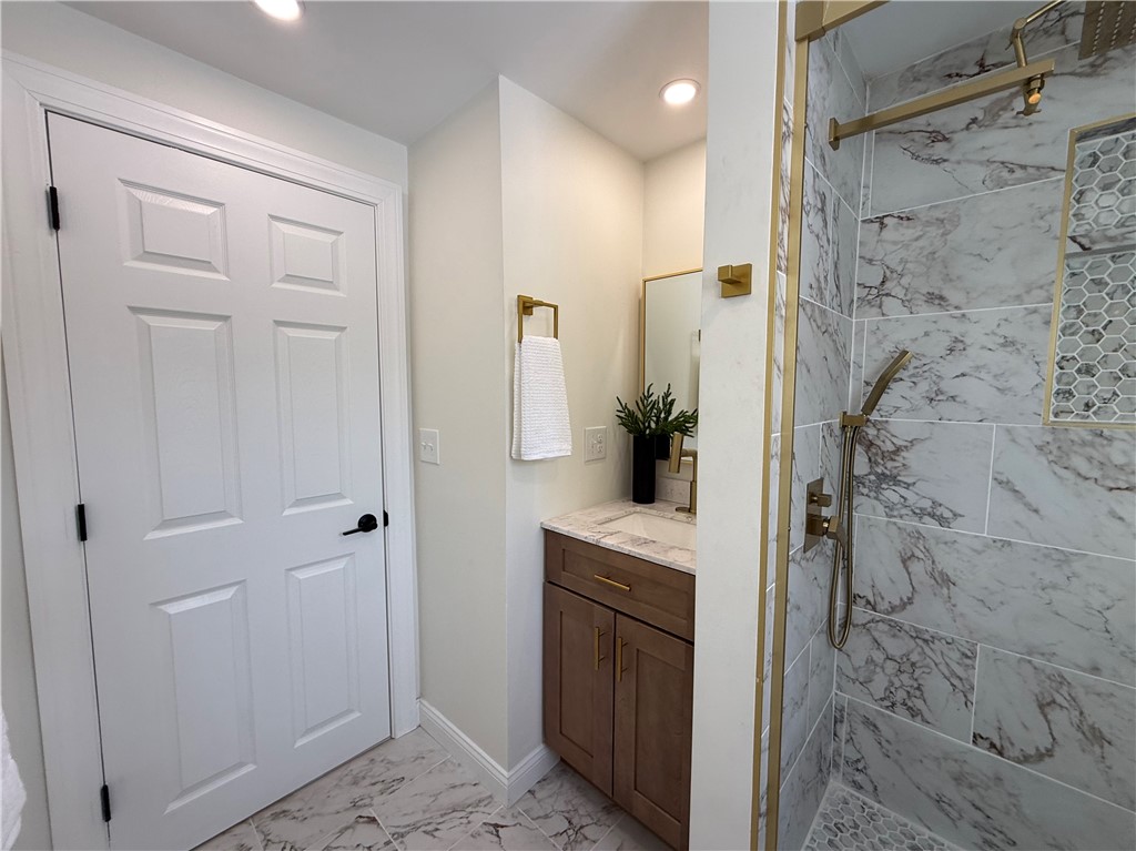 122 Elder Street Lincoln, RI 02865 - Photo 13 of 38