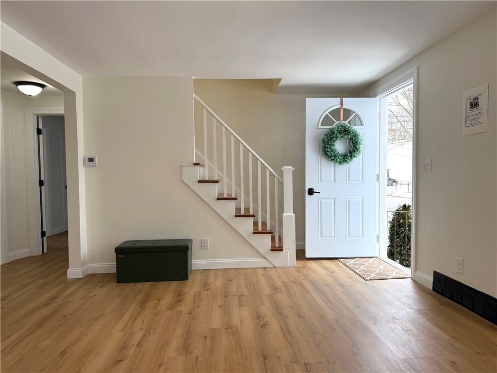 122 Elder Street Lincoln, RI 02865 - Photo 2 of 38