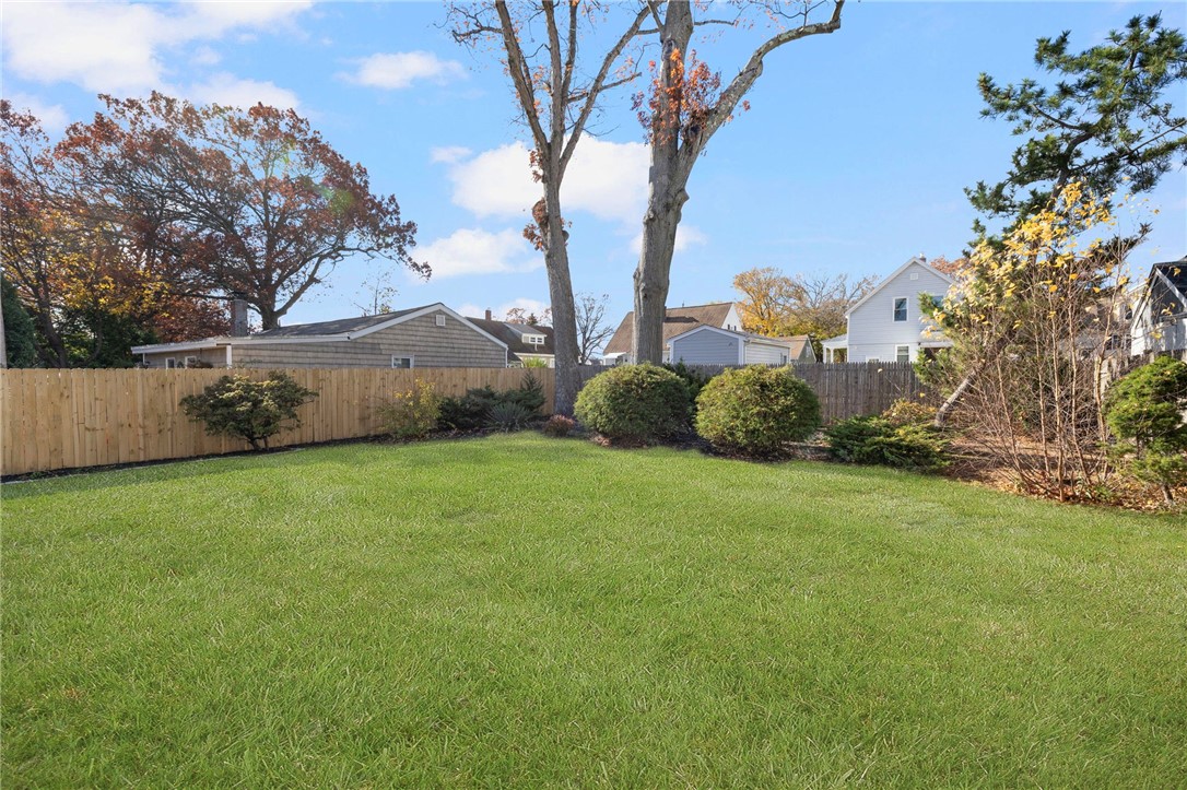 122 Elder Street Lincoln, RI 02865 - Photo 32 of 38