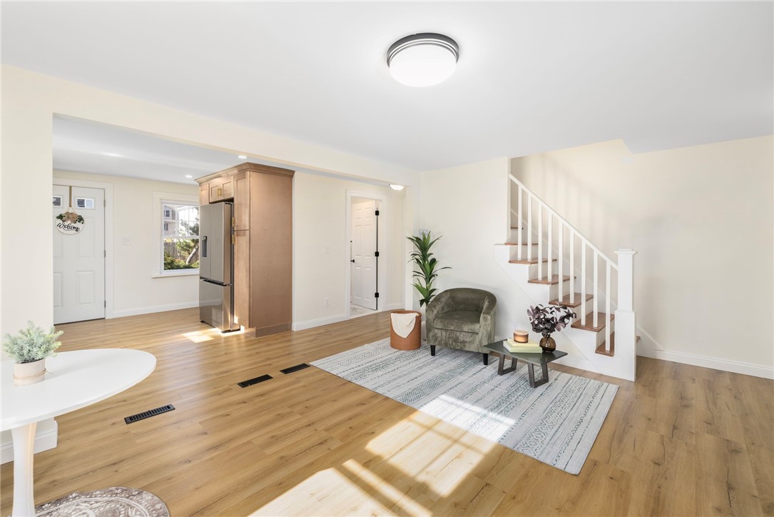 122 Elder Street Lincoln, RI 02865 - Photo 10 of 38