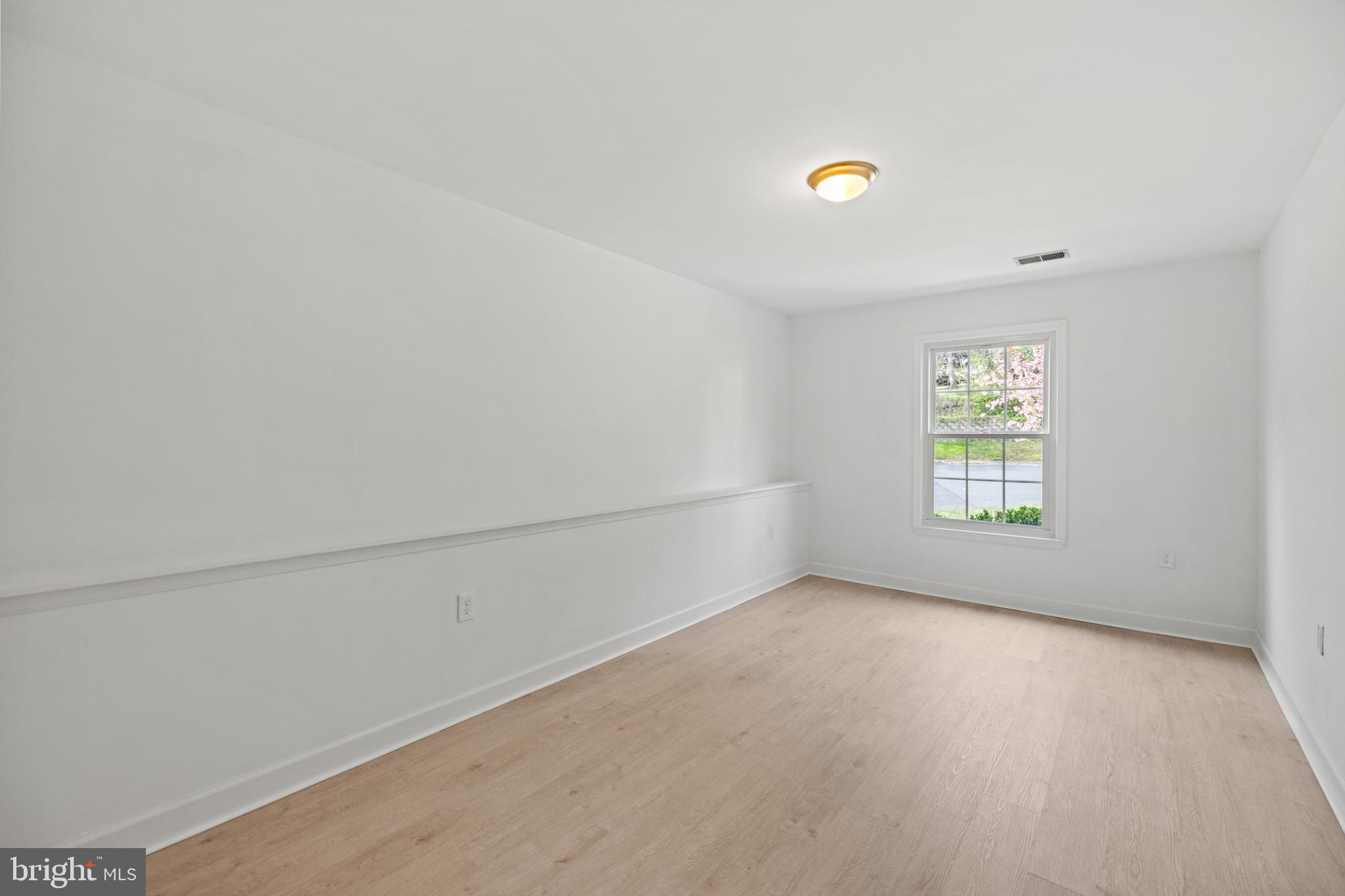 5 Solitaire Court Gaithersburg, MD 20878 - Photo 22 of 34