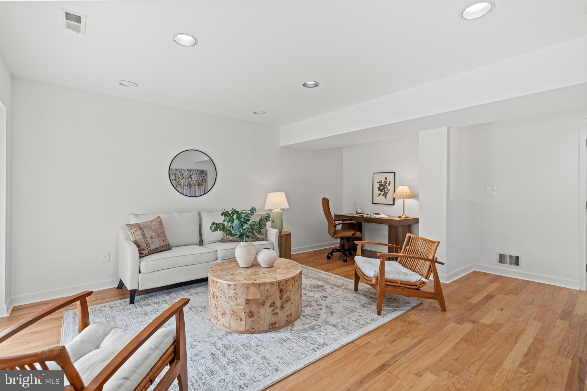 5 Solitaire Court Gaithersburg, MD 20878 - Photo 25 of 34