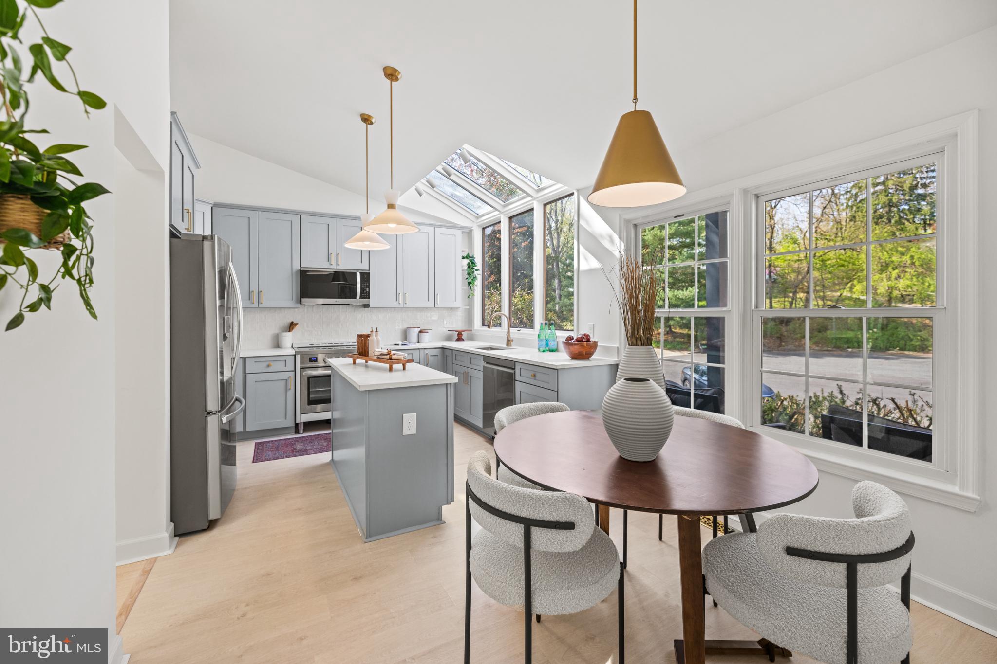 5 Solitaire Court Gaithersburg, MD 20878 - Photo 6 of 34