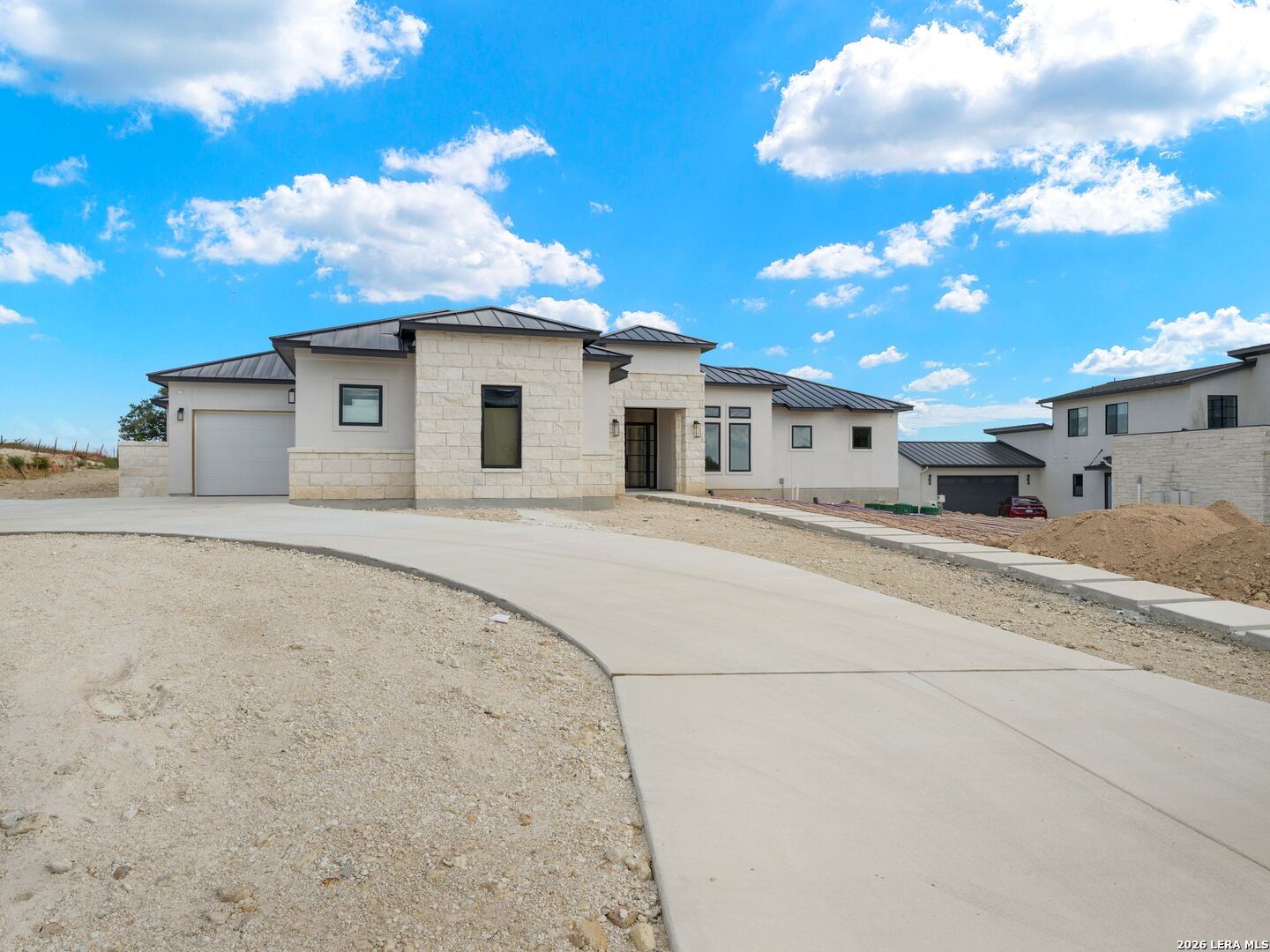 10202 Nina Ridge San Antonio, TX 78255 - Photo 2 of 50
