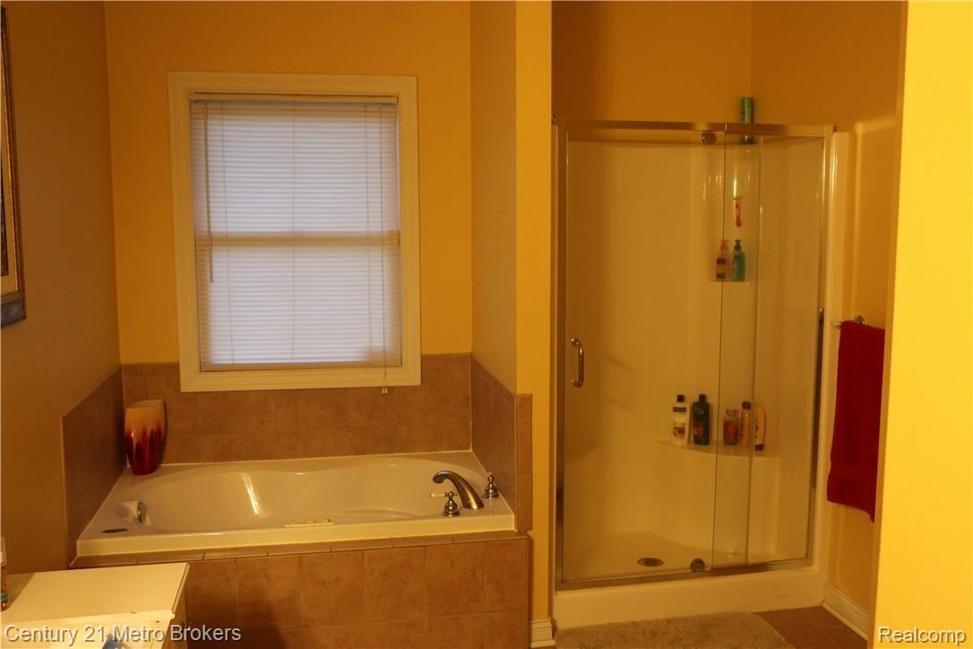 3172 South Vassar Road Burton, MI 48519 - Photo 14 of 29 IMG_1651 - Copy.JPG