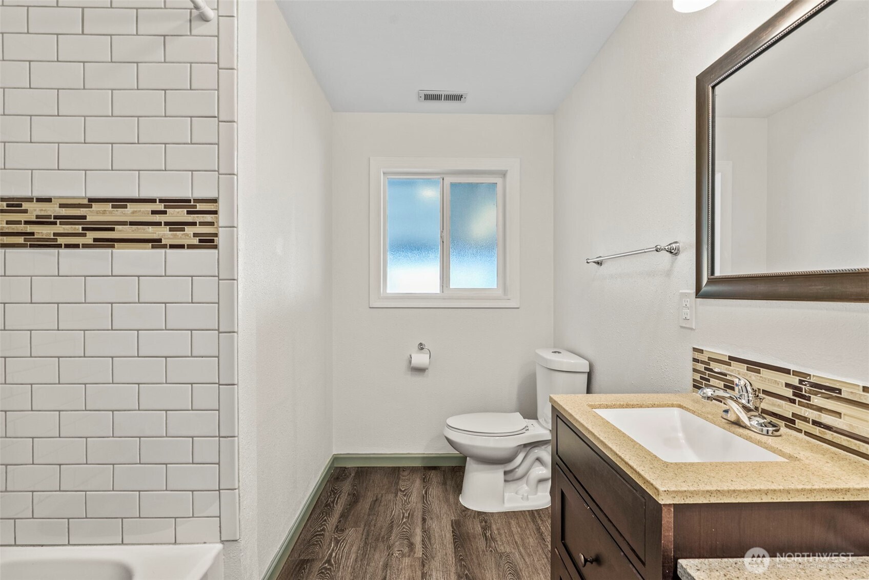 652 Ragland Road Longview, WA 98632 - Photo 29 of 40 a bathroom with a sink toilet and vanity