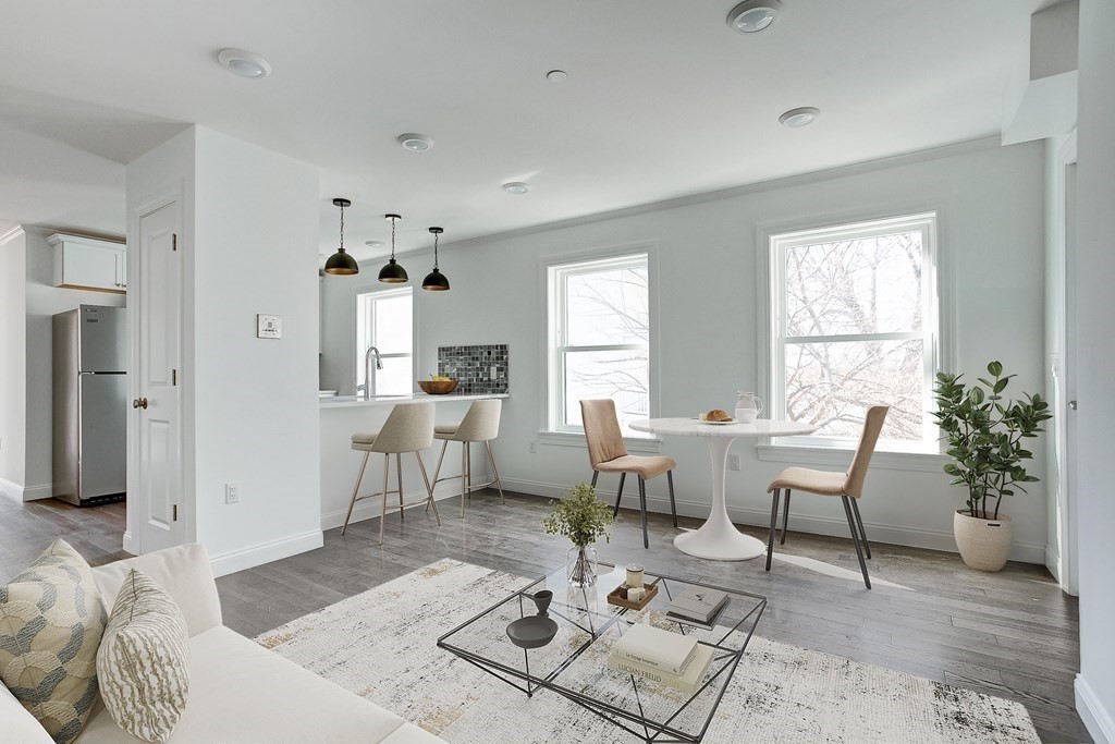 33 Leyden Street, Unit 5 Boston, MA 02128 - Photo 4 of 11