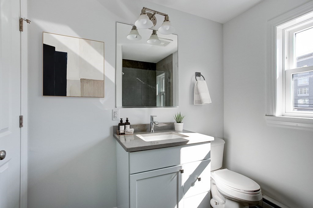 33 Leyden Street, Unit 5 Boston, MA 02128 - Photo 8 of 11