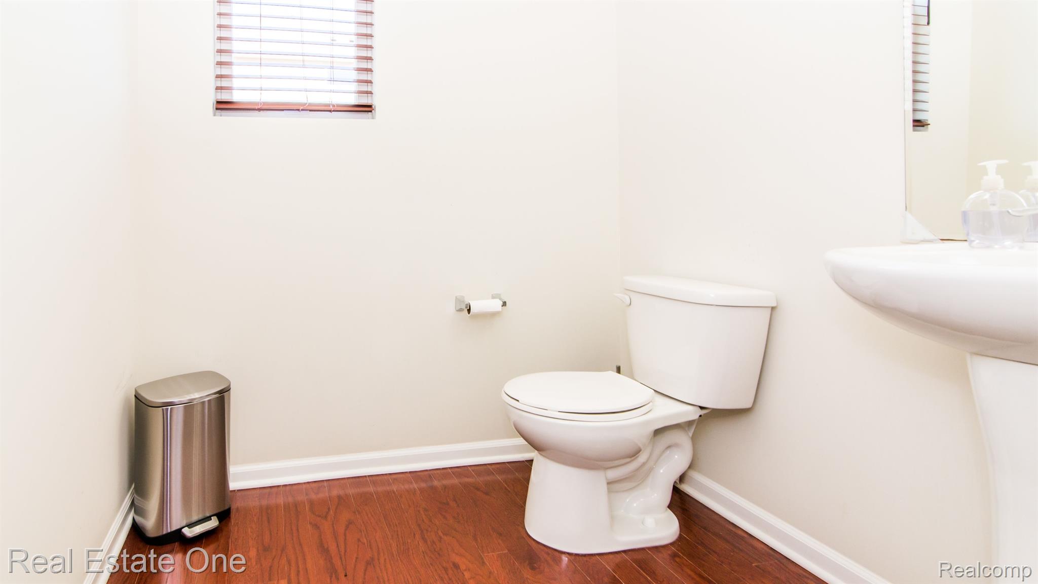 2227 North Hickory Ridge Court Canton, MI 48187 - Photo 37 of 70 Gallery Image 37