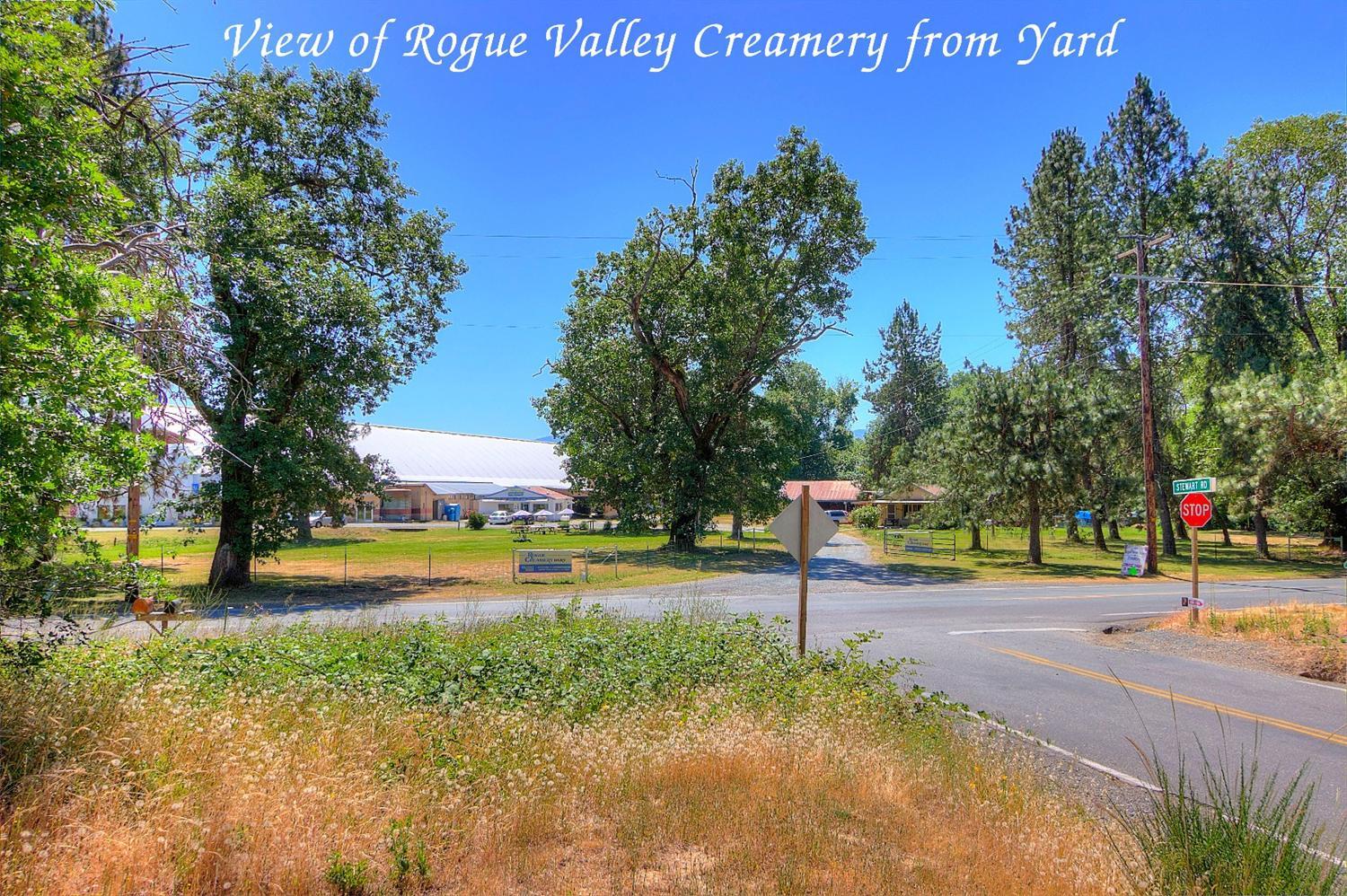 175 Stewart Road Grants Pass, OR 97526 - Photo 4 of 35 Additional Photo