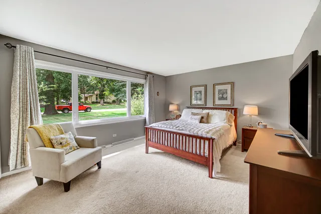 $519,000 | 399 Knollwood Court, Palatine, IL 60067