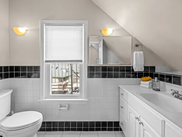 $425,000 | 47 R Jamaica Street, Unit 3, Boston, MA 02130