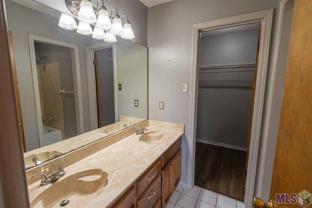 8732 Pecan Tree Drive Baton Rouge, LA 70810 - Photo 27 of 35