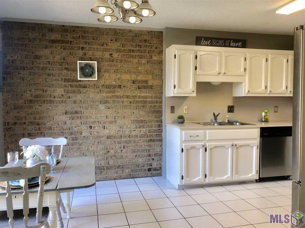 8732 Pecan Tree Drive Baton Rouge, LA 70810 - Photo 8 of 35