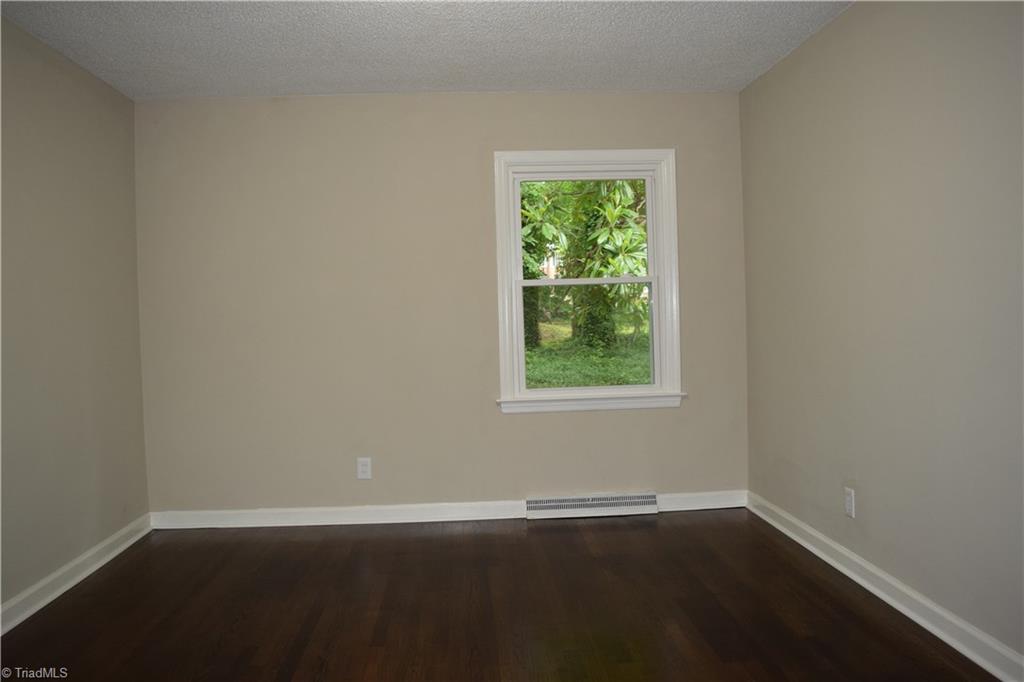 3403 Normandy Road Greensboro, NC 27408 - Photo 14 of 27 Gallery Image 14