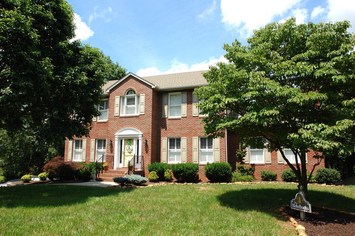 561 Winesap Road Roanoke, VA 24019 - Photo 1 of 45 Front Exterior