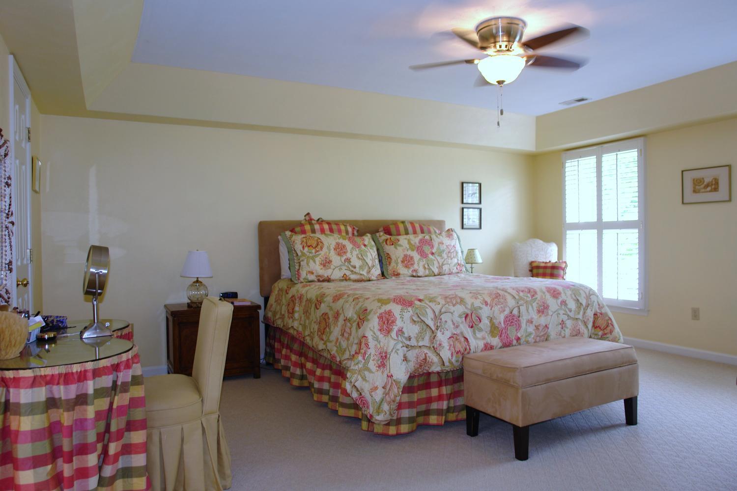 561 Winesap Road Roanoke, VA 24019 - Photo 23 of 45 561 Winesap Road Roanoke VA-large-025-25