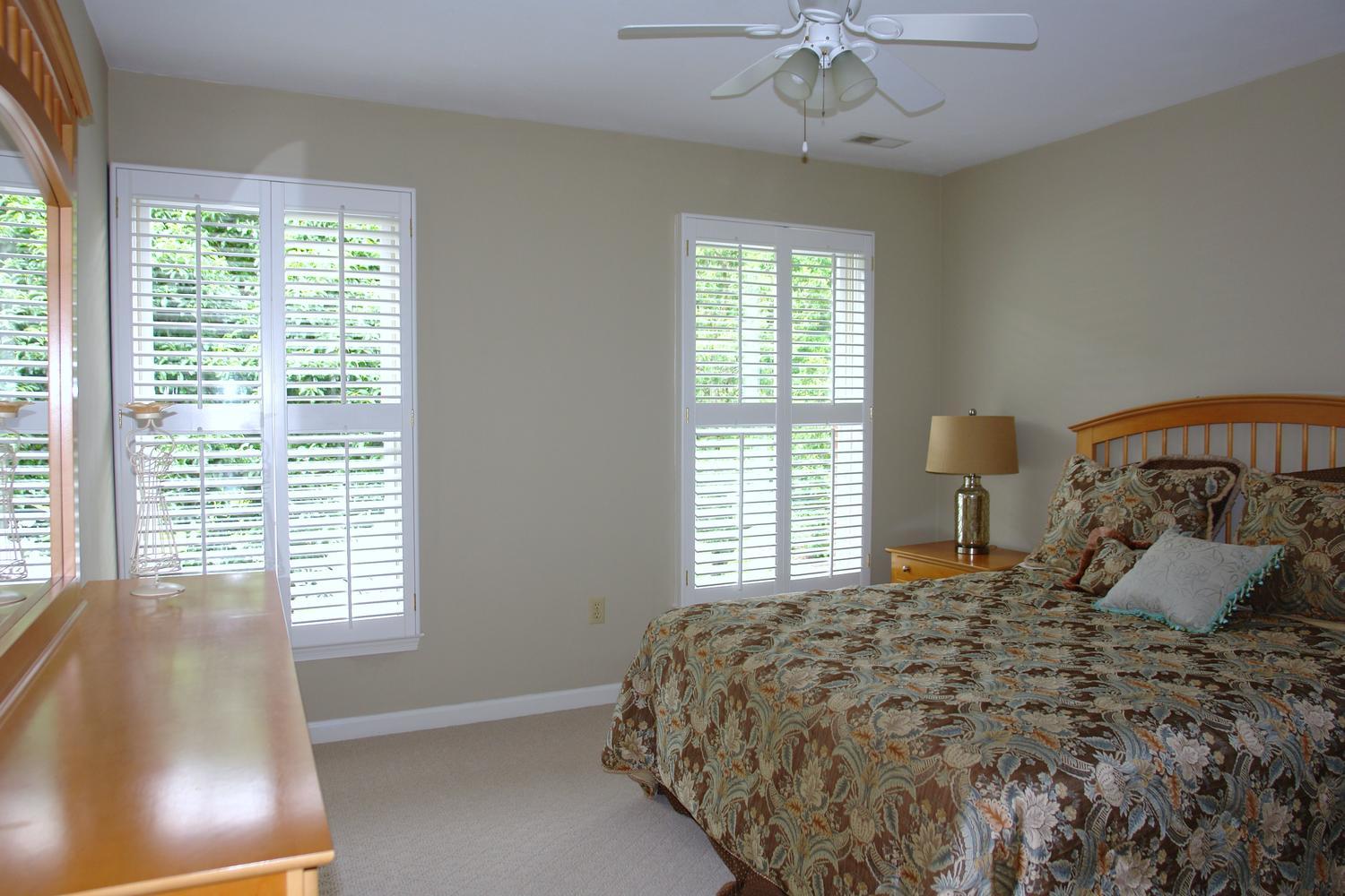 561 Winesap Road Roanoke, VA 24019 - Photo 31 of 45 561 Winesap Road Roanoke VA-large-033-17