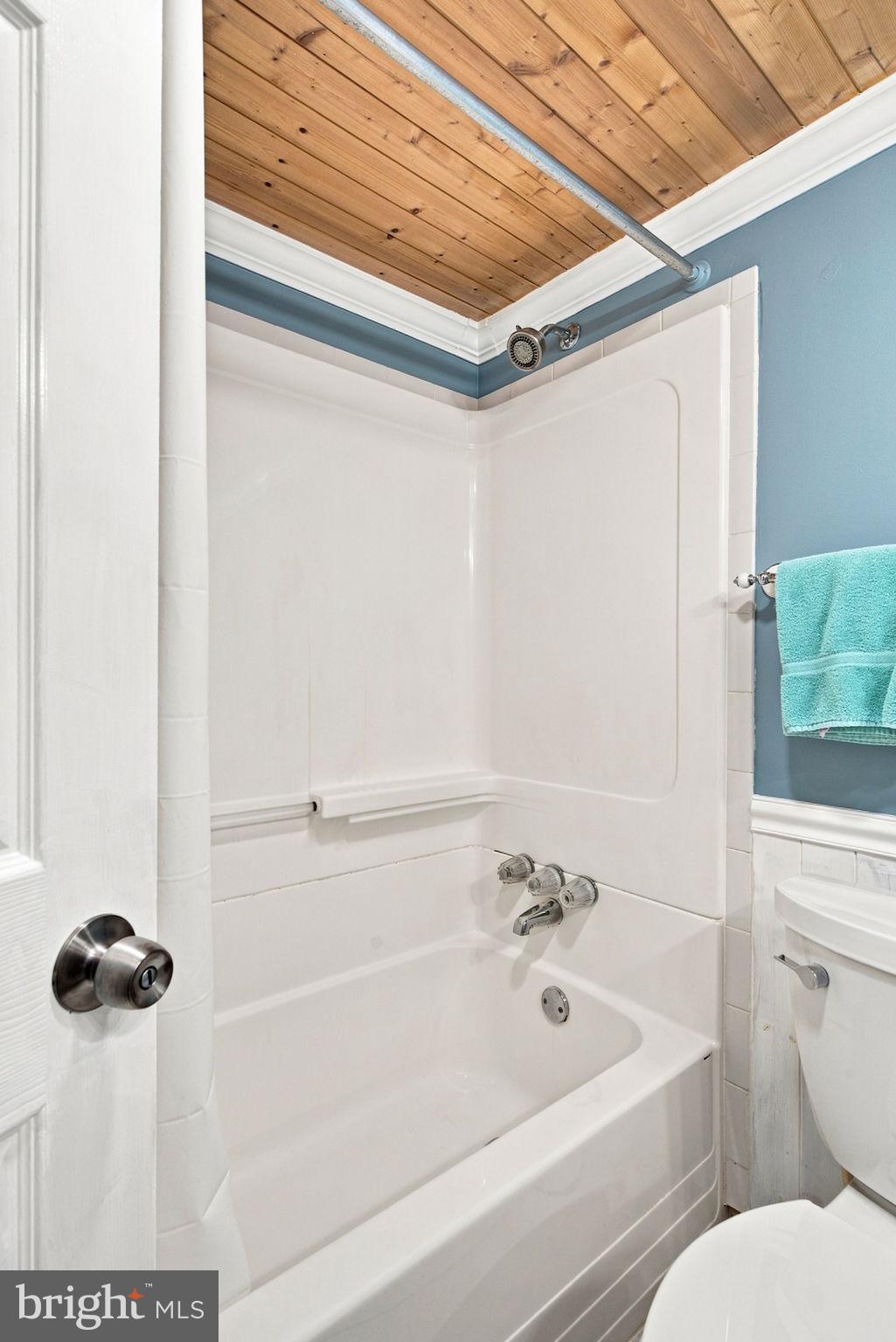 7113 Galgate Drive Springfield, VA 22152 - Photo 16 of 43 Gallery Image 16