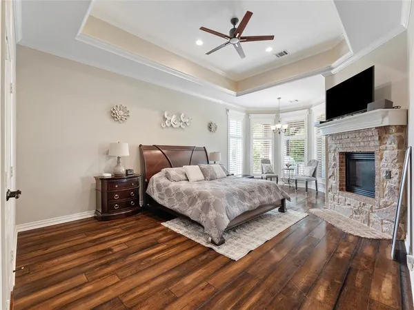 $849,999 | 2 Pond View Court, Mansfield, TX 76063