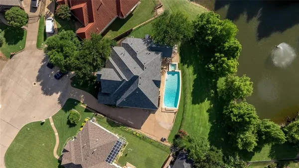 $849,999 | 2 Pond View Court, Mansfield, TX 76063