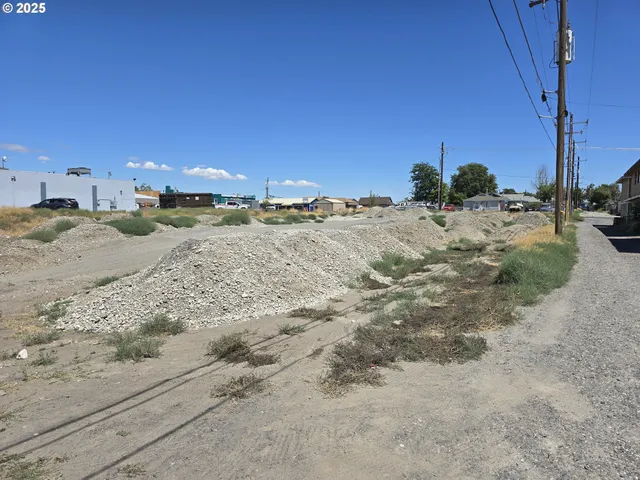 $240,000 | 0 7th Street, Umatilla, OR 97882