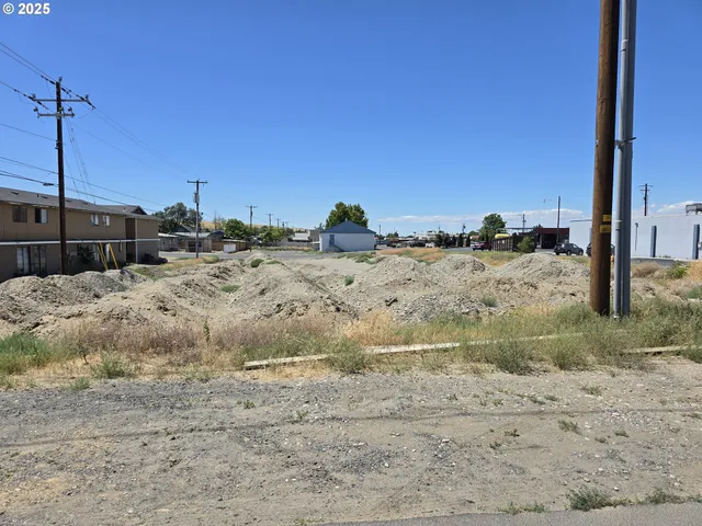 $240,000 | 0 7th Street, Umatilla, OR 97882