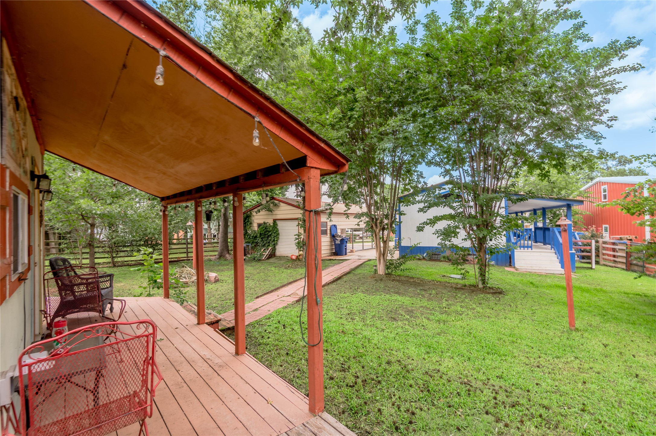 21 Oahu Court Point Blank, TX 77364 - Photo 31 of 45 Covered porch for guest house