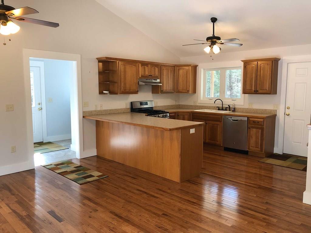 7 Bissell Road Williamsburg, MA 01096 - Photo 2 of 29 Gallery Image 2