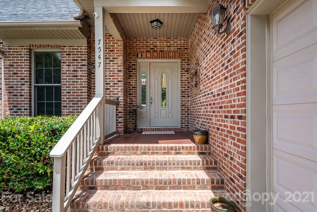 7547 Sifford Road Stanley, NC 28164 - Photo 3 of 30 Gallery Image 3