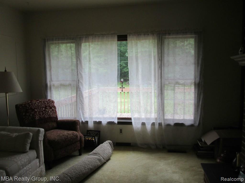 8496 Rucker Road Grosse Ile, MI 48138 - Photo 8 of 39 IMG_6784.jpg