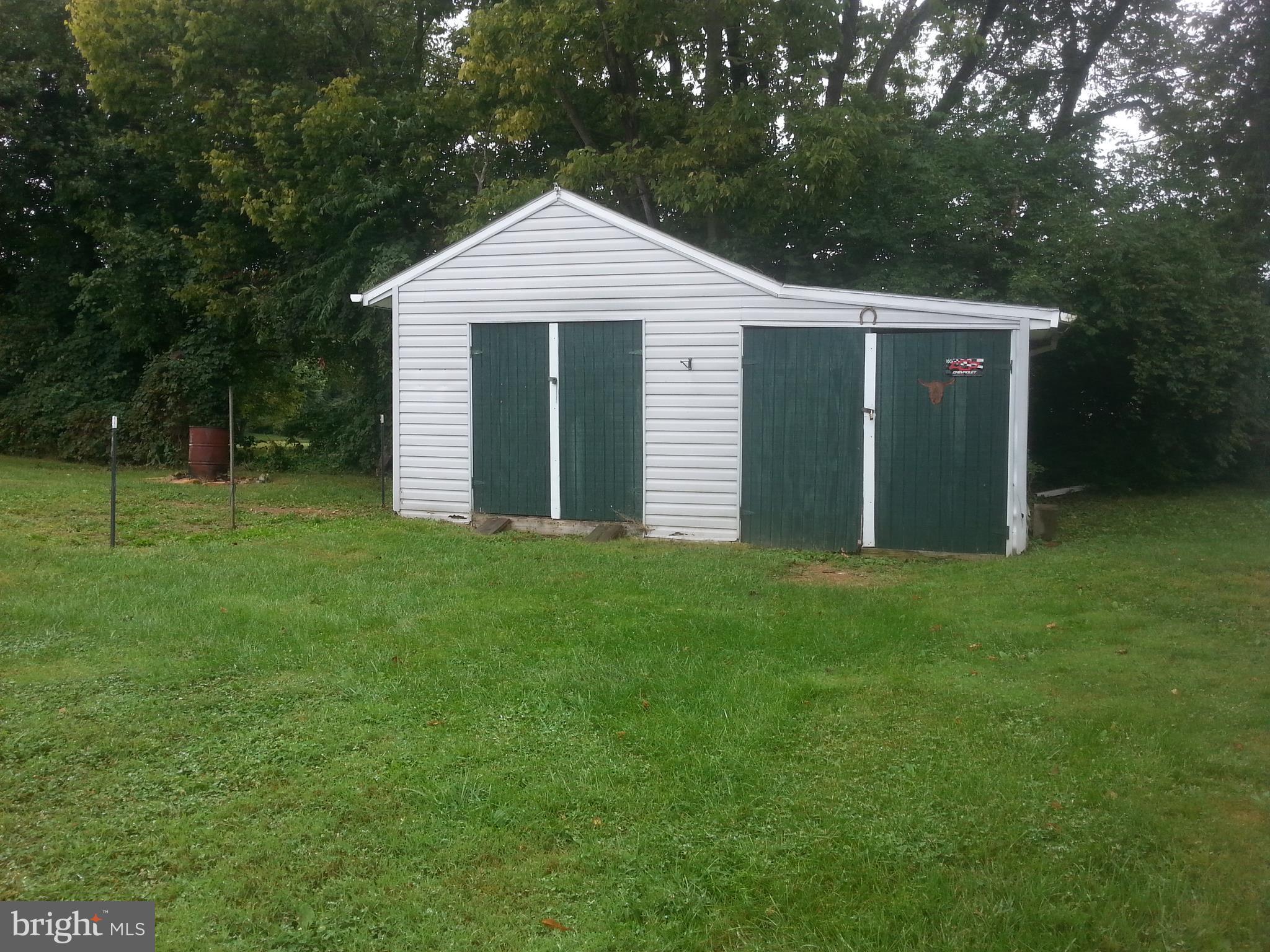 13132 National Pike Clear Spring, MD 21722 - Photo 19 of 20 Storage Shed